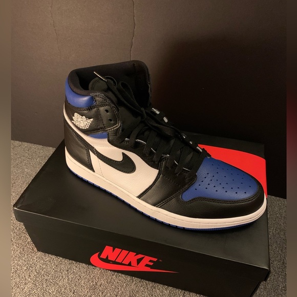 Air Jordan 1 Royal Toe